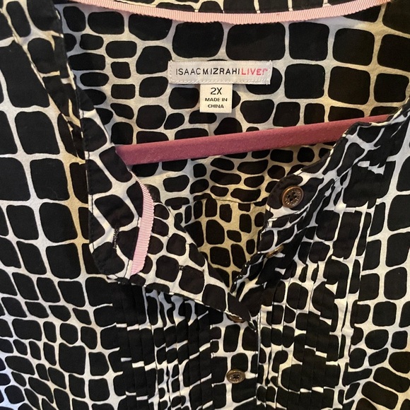 NWOT Isaac Mizrahi Live Black White Mandarin Collar Pullover Cotton Blouse 2X - Picture 10 of 10